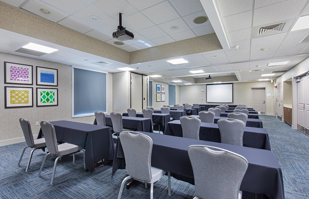Holiday Inn Express Hotel and Suites Mt. Juliet-Nashville Area 59/70
