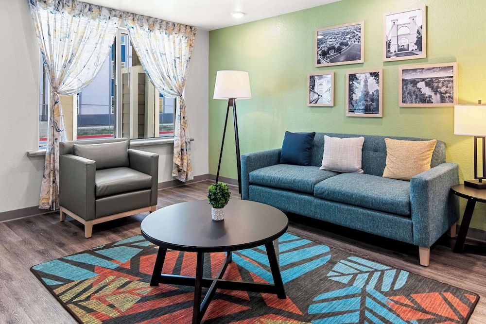 WoodSpring Suites Waco South 22/28
