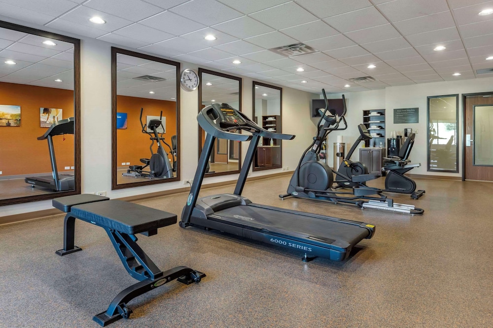 Comfort Suites Bridgeport Clarksburg 16/33