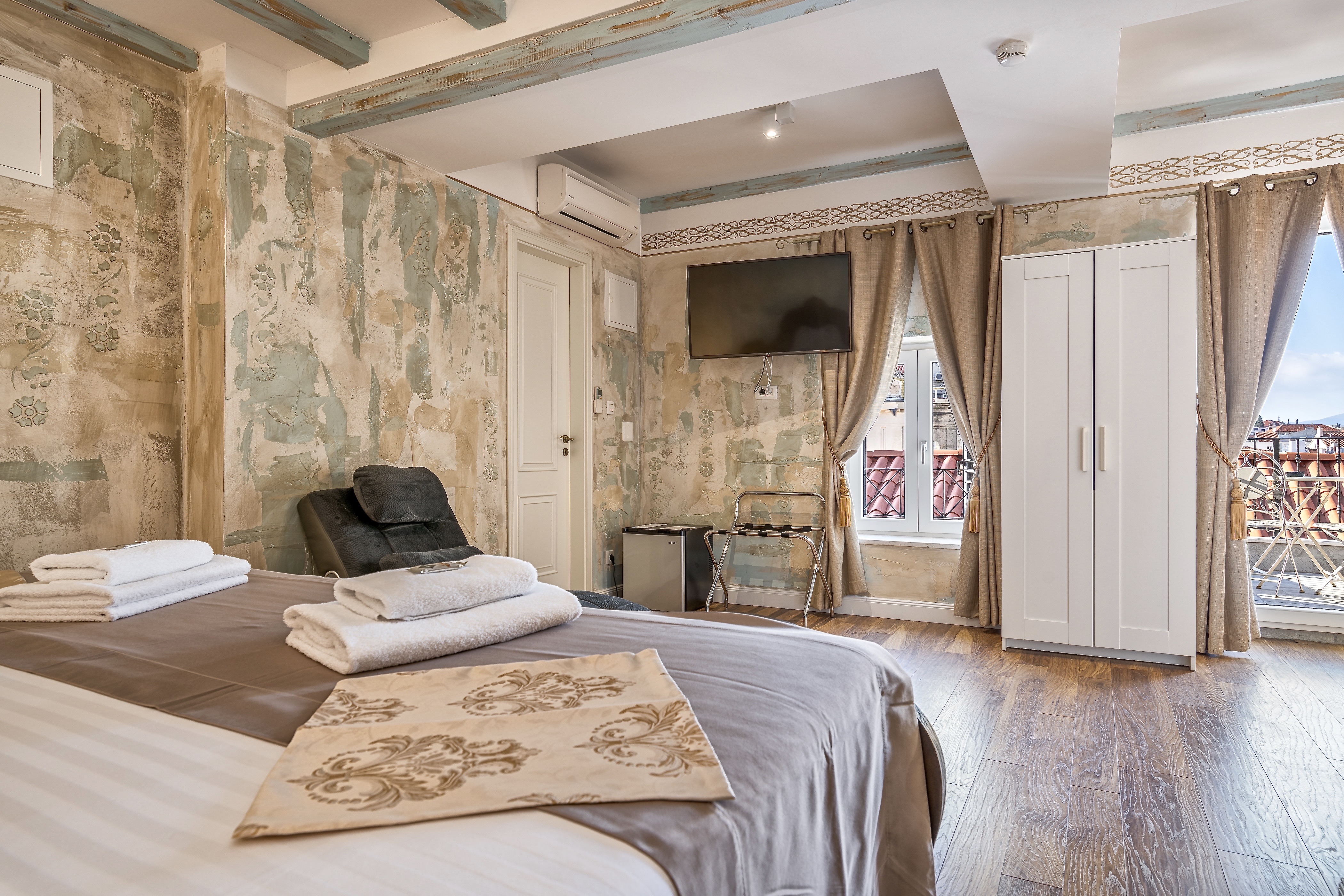 Room at Plaza Marchi Old Town - MAG Quaint & Elegant Boutique Hotels, SPLIT