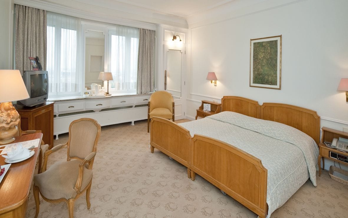 STANDARD TWIN ROOM