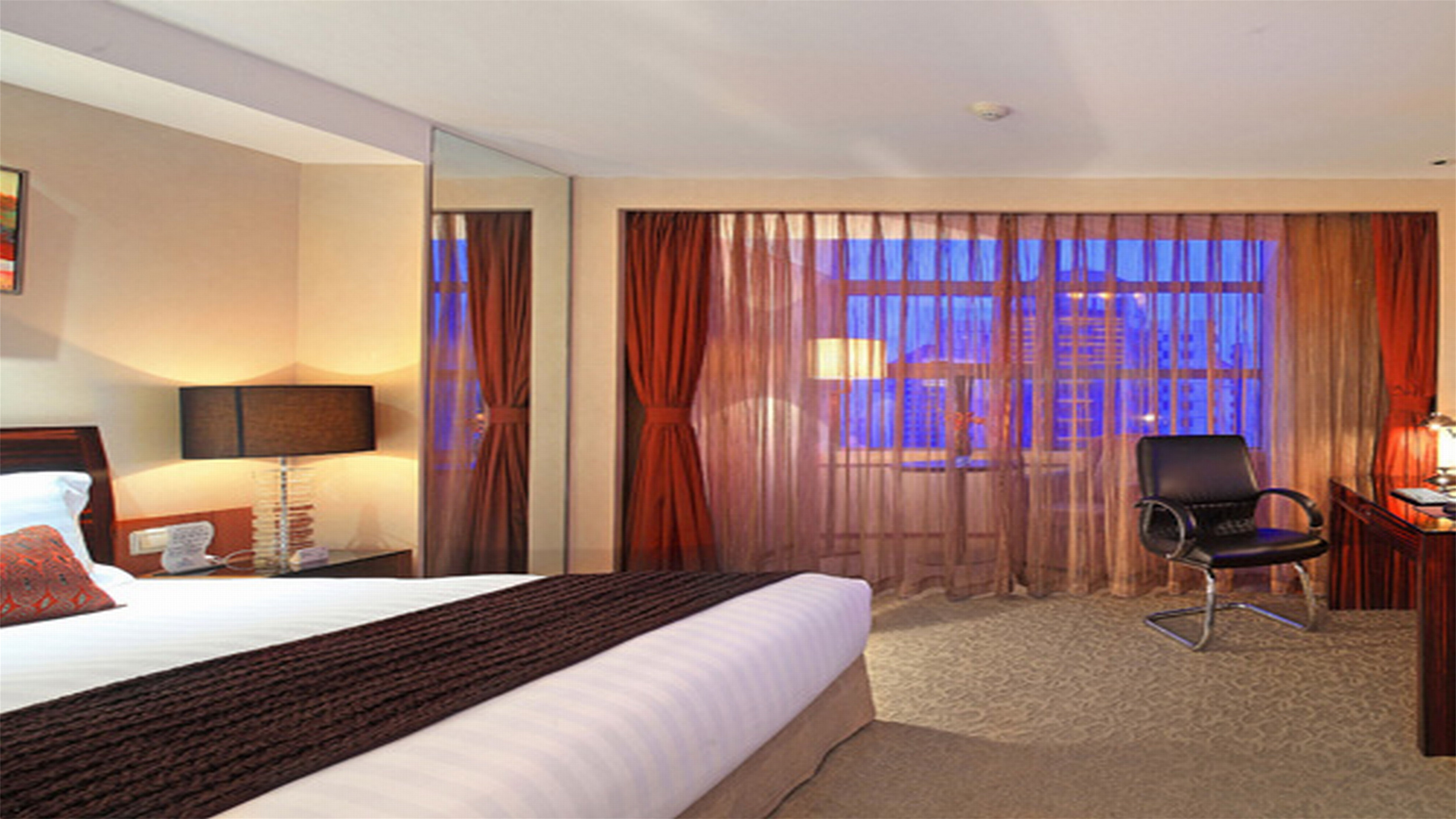 Marco Polo Parkside Beijing Hotel 33/84