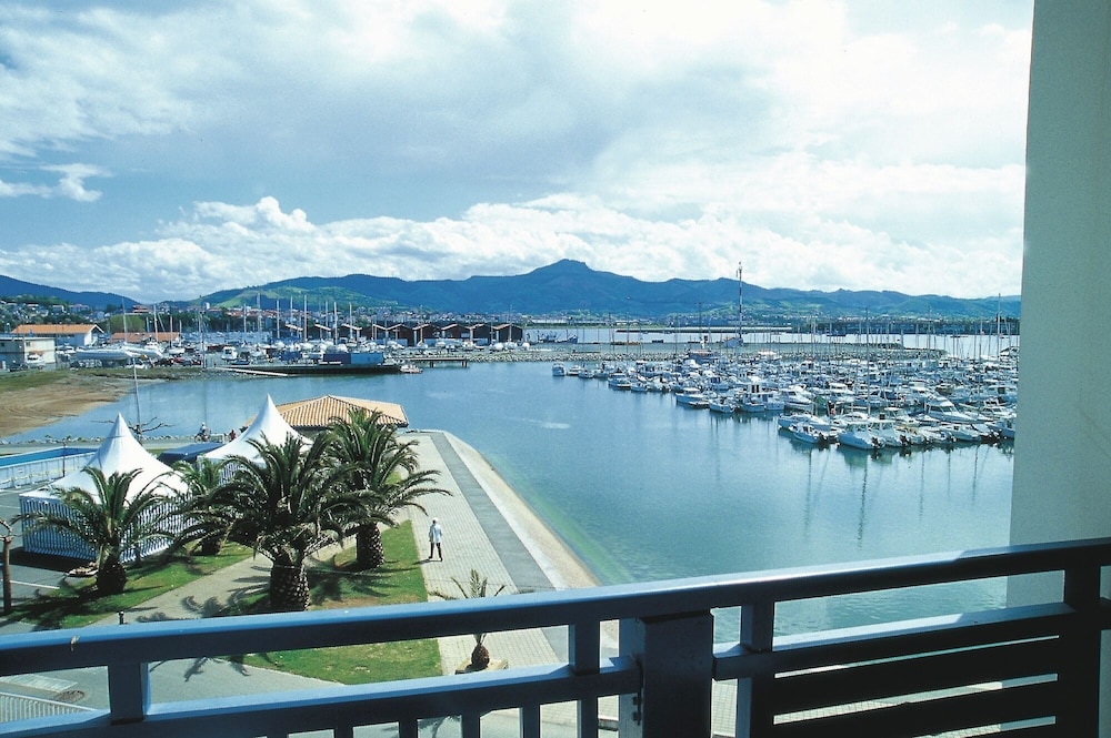Hotel and Residence Vacances Bleues Orhoitza 42/50