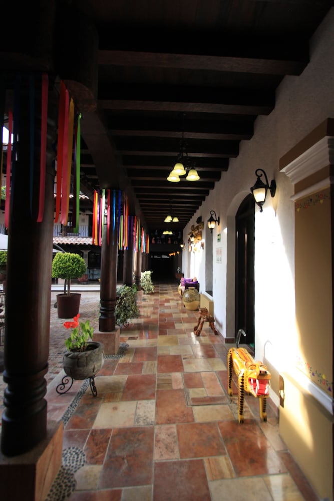 Plaza San Cristobal Inn 6/50