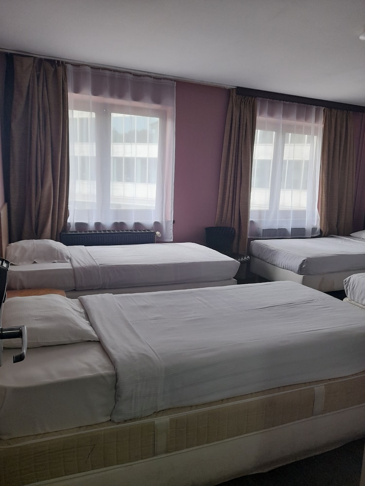 Hotel Albergo 18/46