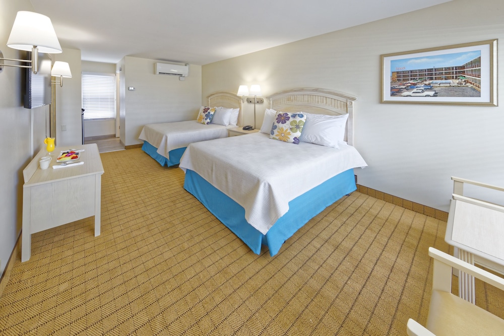 The Dunes Motel 20/40