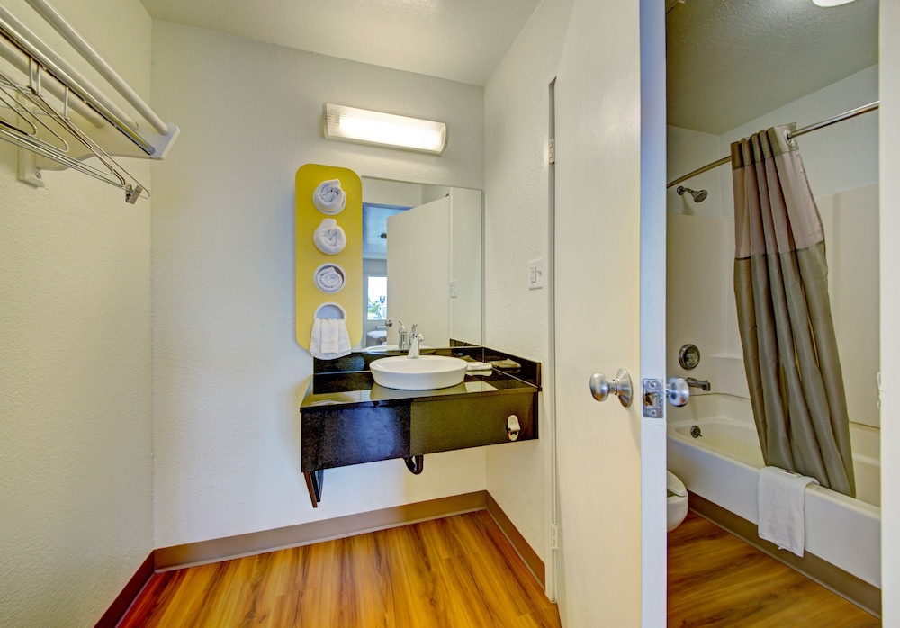 Motel6 Cocoa Beach, FL 39/61