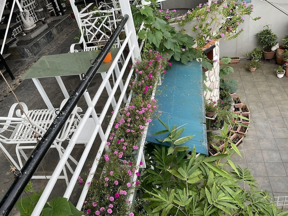 Khach san Minh Chau Hoa Hung 41/50