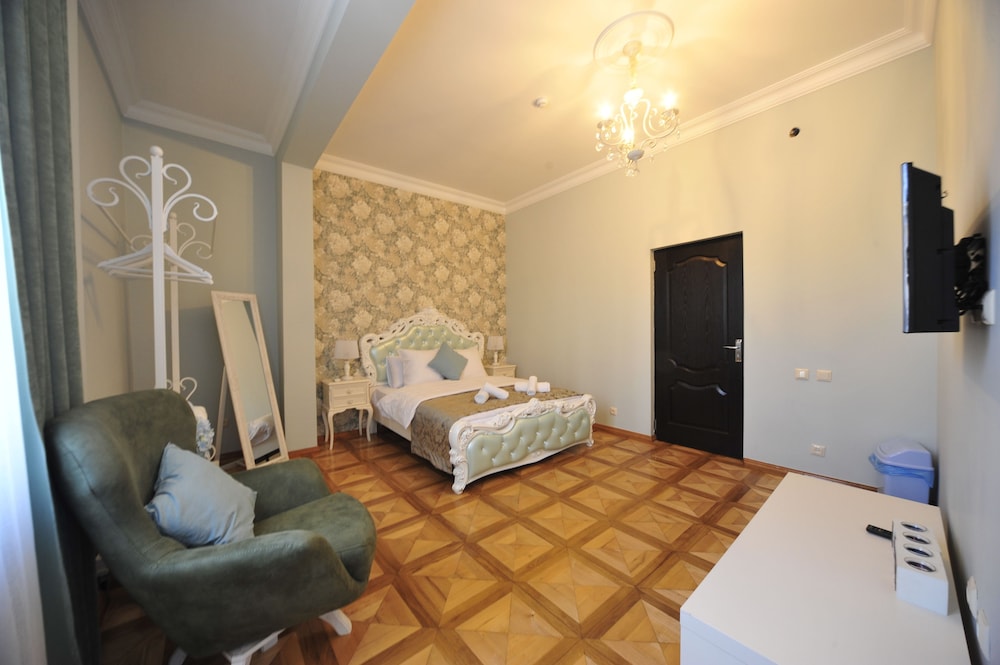 Guesthouse And Hostel Batumi Globus 19/46