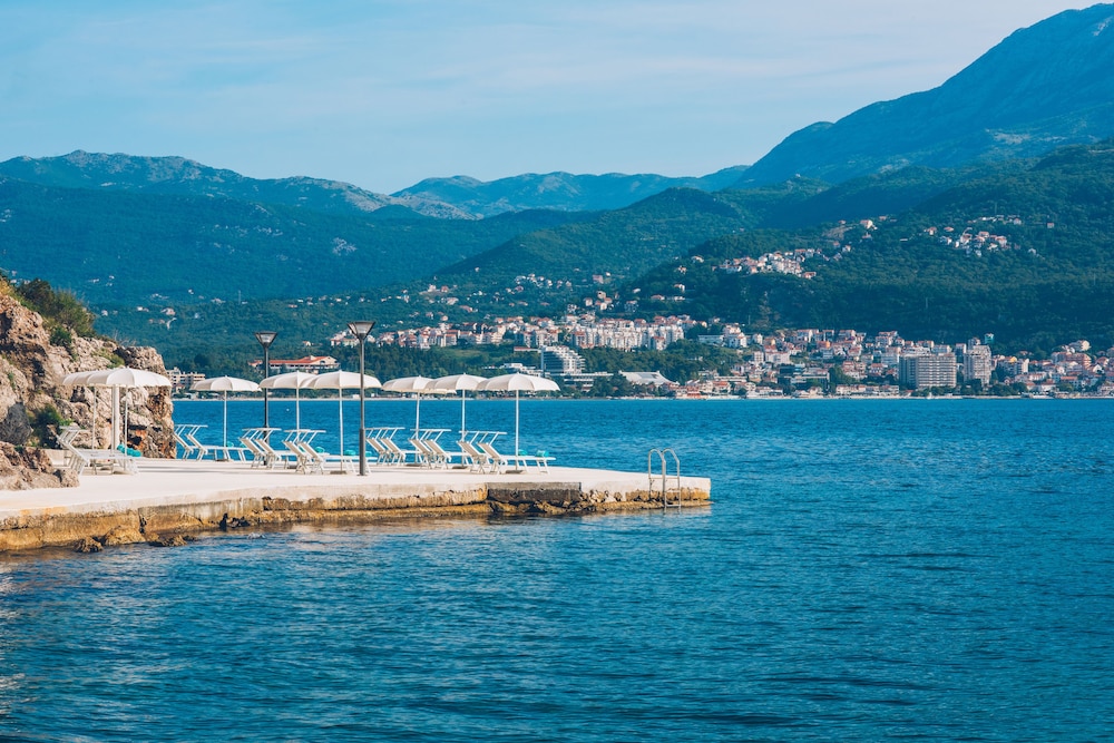 Iberostar Waves Herceg Novi 61/68