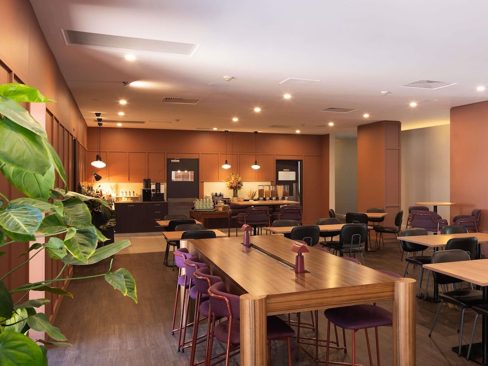 Mercure Newcastle 32/50