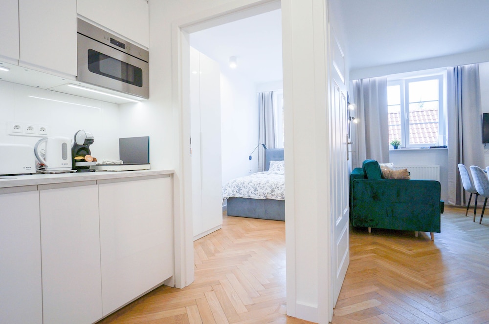 Aaa Stay Premium Apartments Old Town 8/50