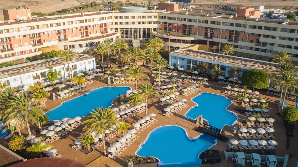 Iberostar Waves Gaviotas Park 5/46