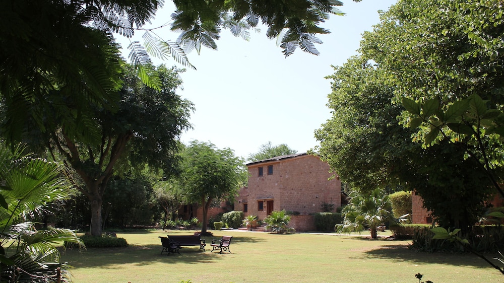 THE MANAVAR RESORT AND CAMP 27/50