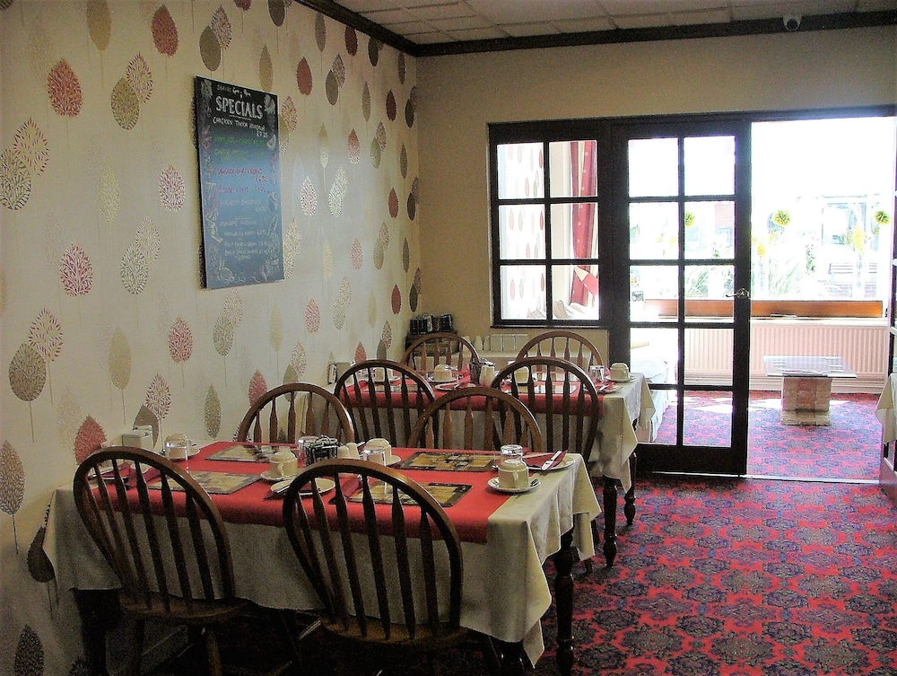 The Beverley Hotel 37/49
