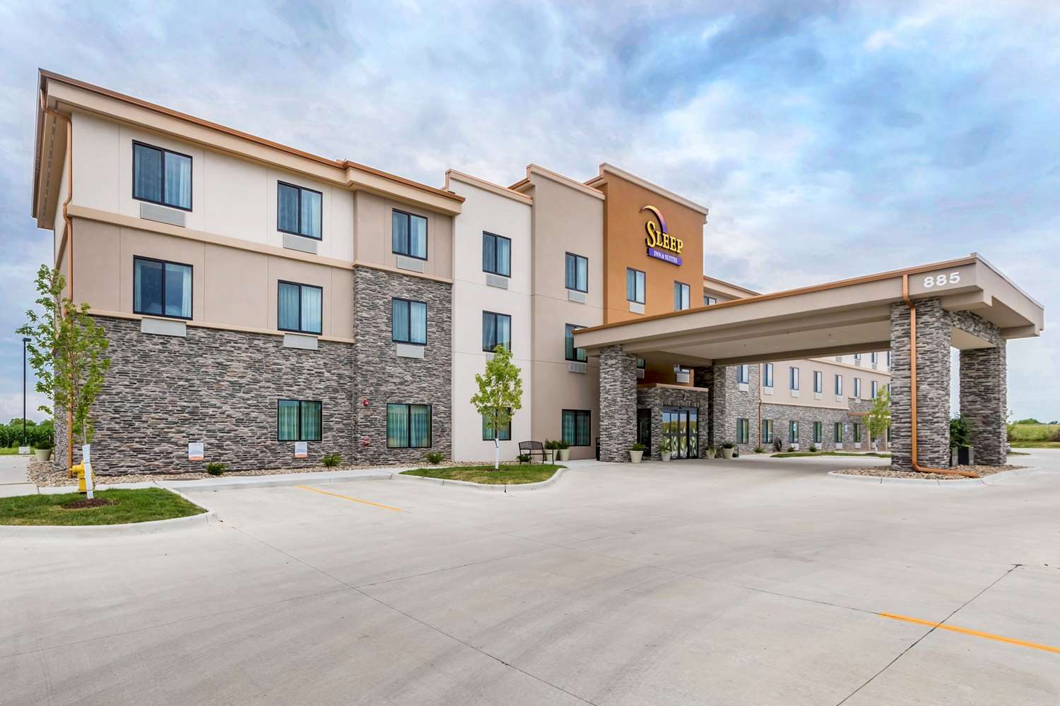 Sleep Inn & Suites West Des Moines near Jordan Creek 4/39