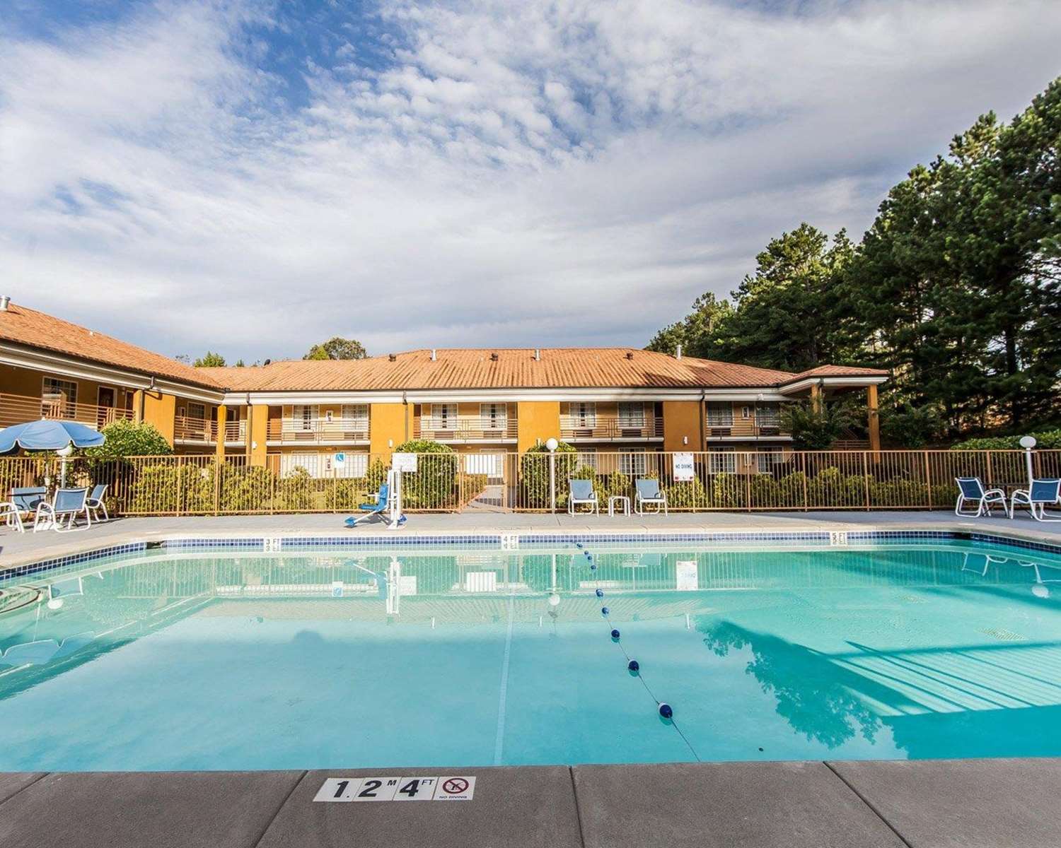 Quality Inn & Suites Bremen, GA 5/37