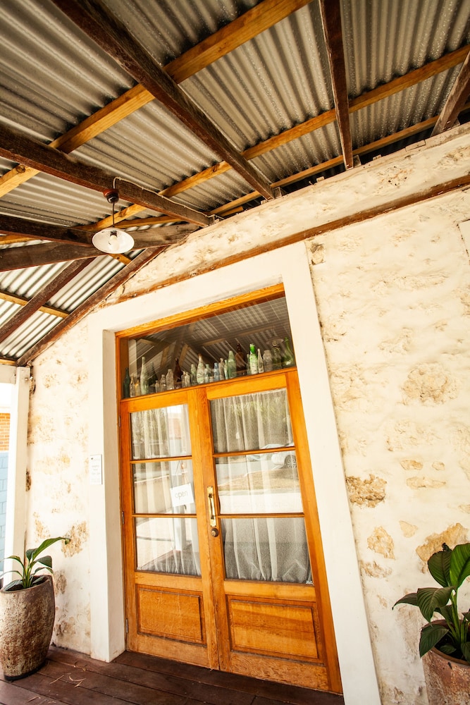 Maand Up Accommodation 5/61