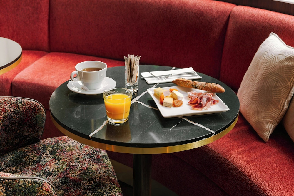 Atala Hotel Champs Elysees 34/50