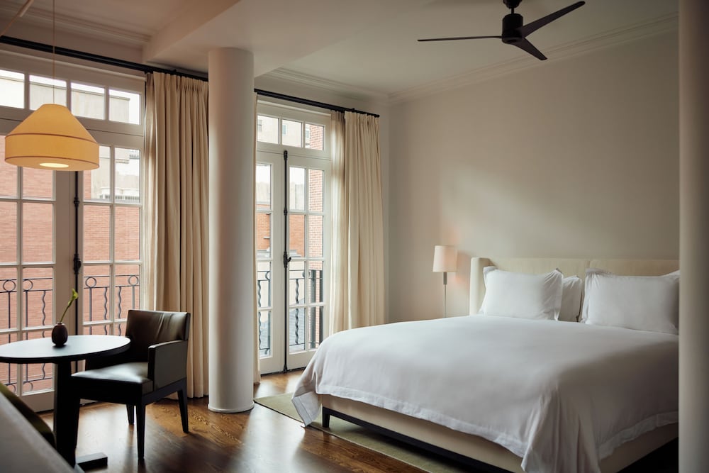 LOFT, JUNIOR SUITE