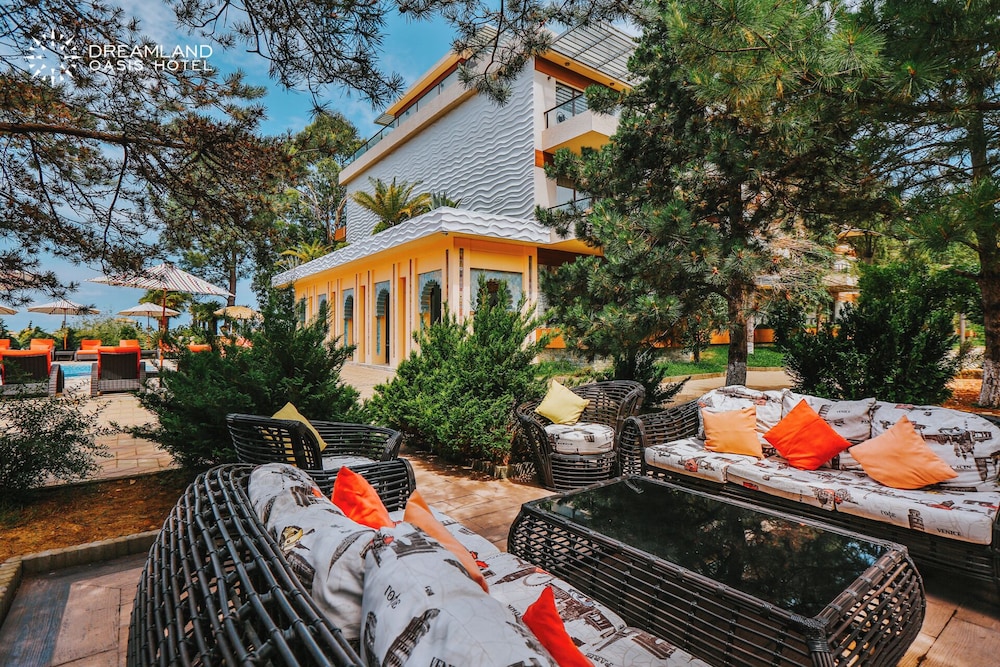 Dreamland Oasis Hotel Chakvi 7/63