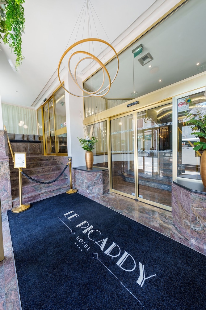 Best Western Plus Le Picardy Hotel & Spa 53/60
