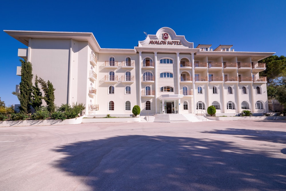 Avalon Palace Hotel by GHH 7/70