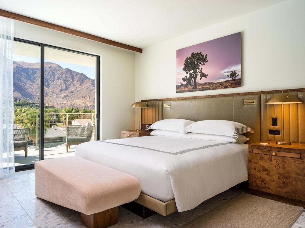 Thompson Palm Springs By Hyatt 15/48