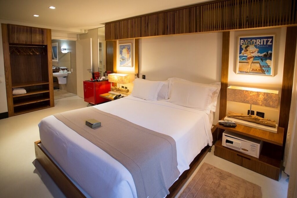 جناح بسرير كوين، Hotel Spa Nau Royal 2/8