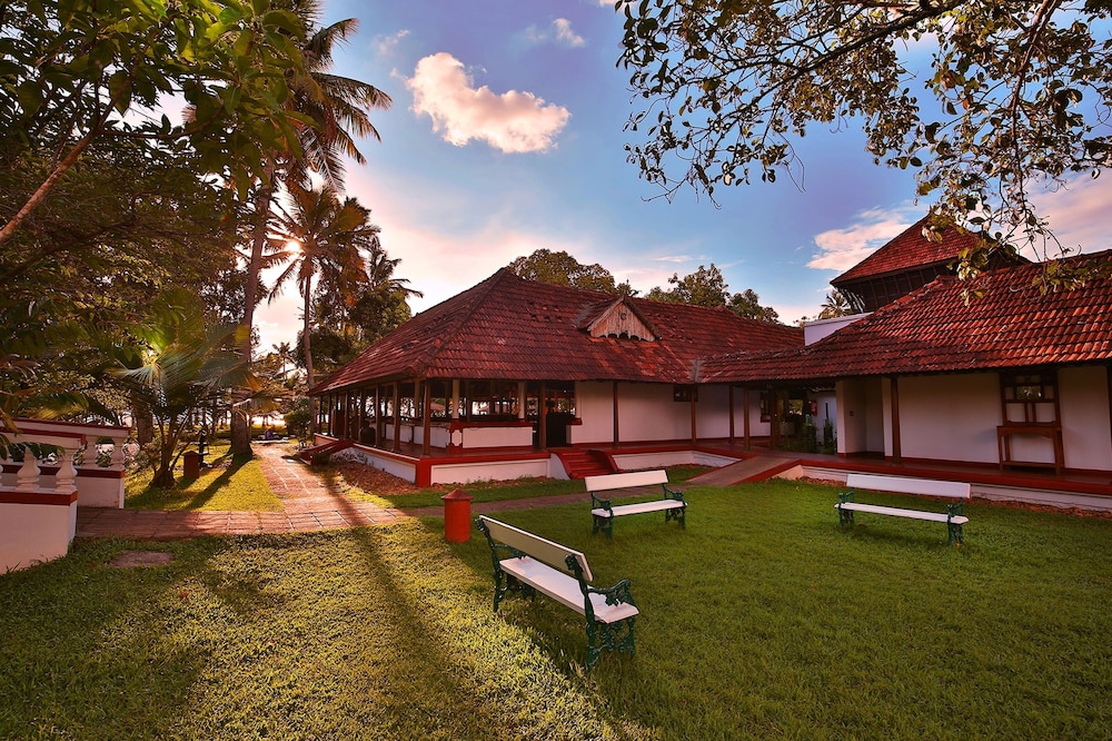 Coconut Lagoon Cgh Earth 54/57