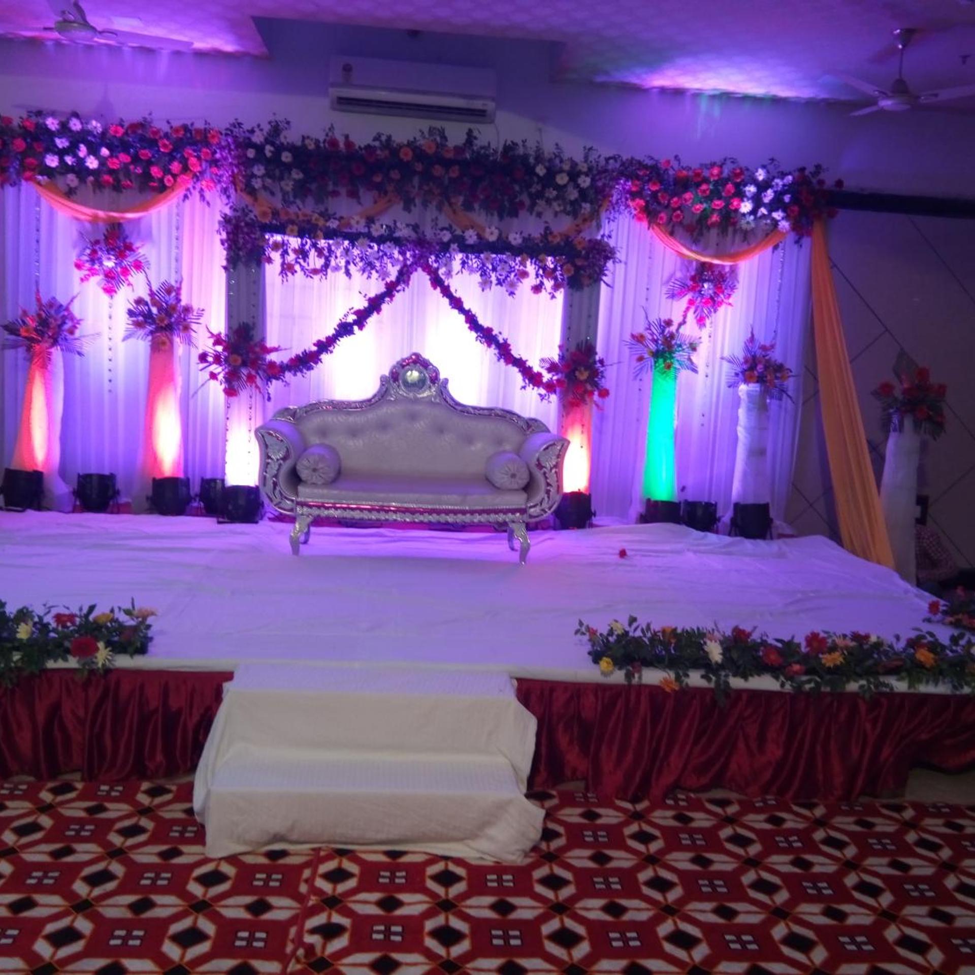 Hotel Basera Brij bhoomi 32/43