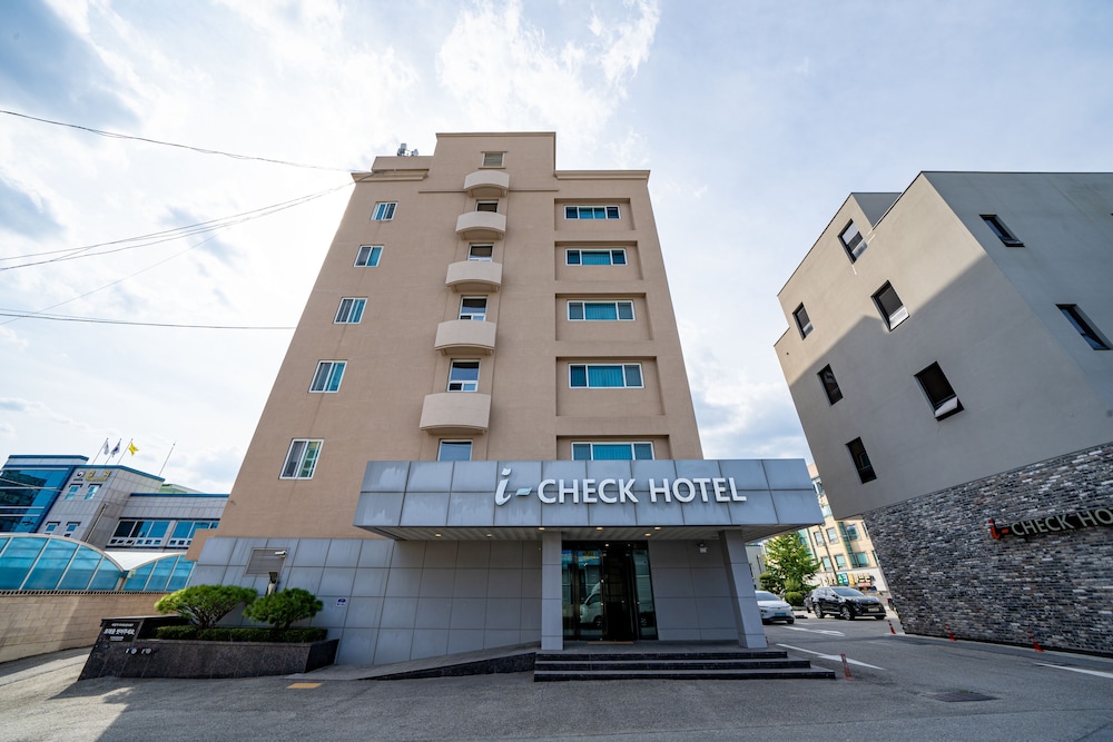 I-Check Hyunjin Hotel 2/67
