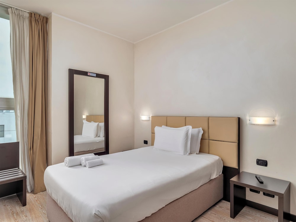 غرفة سوبيريور مفردة، B&B HOTELS Park Hotel Cassano 5/7