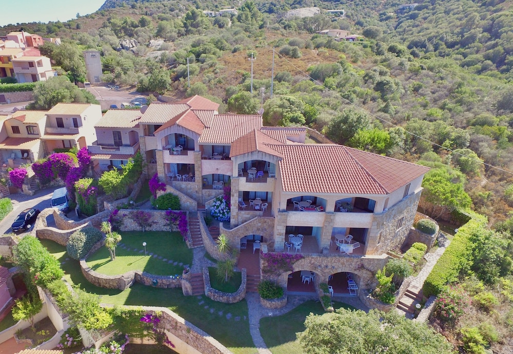 RESIDENCE LA COSTA 1/49