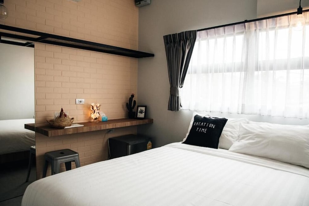 Journey Hostel Suratthani 10/56
