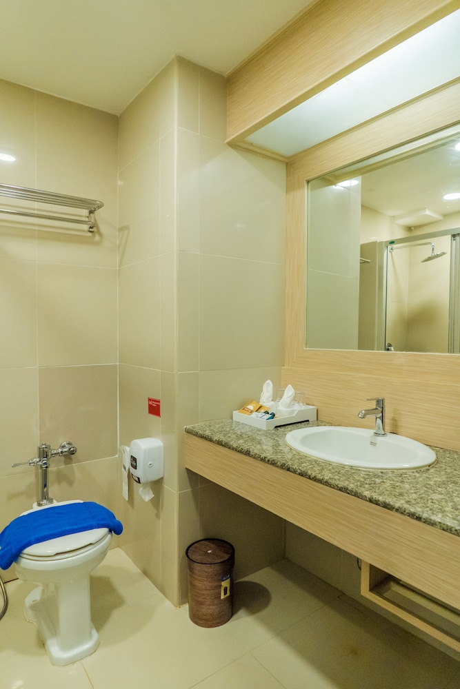 The Bed Vacation Rajamangala Hotel 47/50