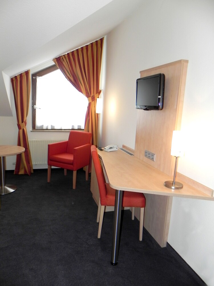 Hotel Filderland - Stuttgart Messe - Airport - Self Check-In 43/59
