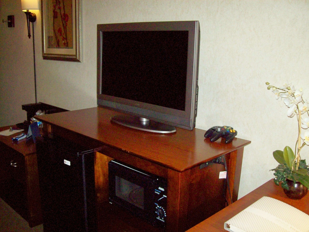 Hampton Inn Sidney 37/41