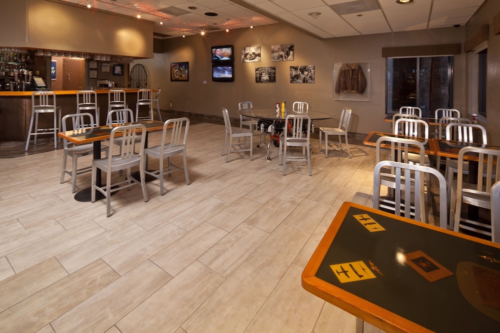 Best Western Plus Scottsdale Thunderbird Suites 38/46