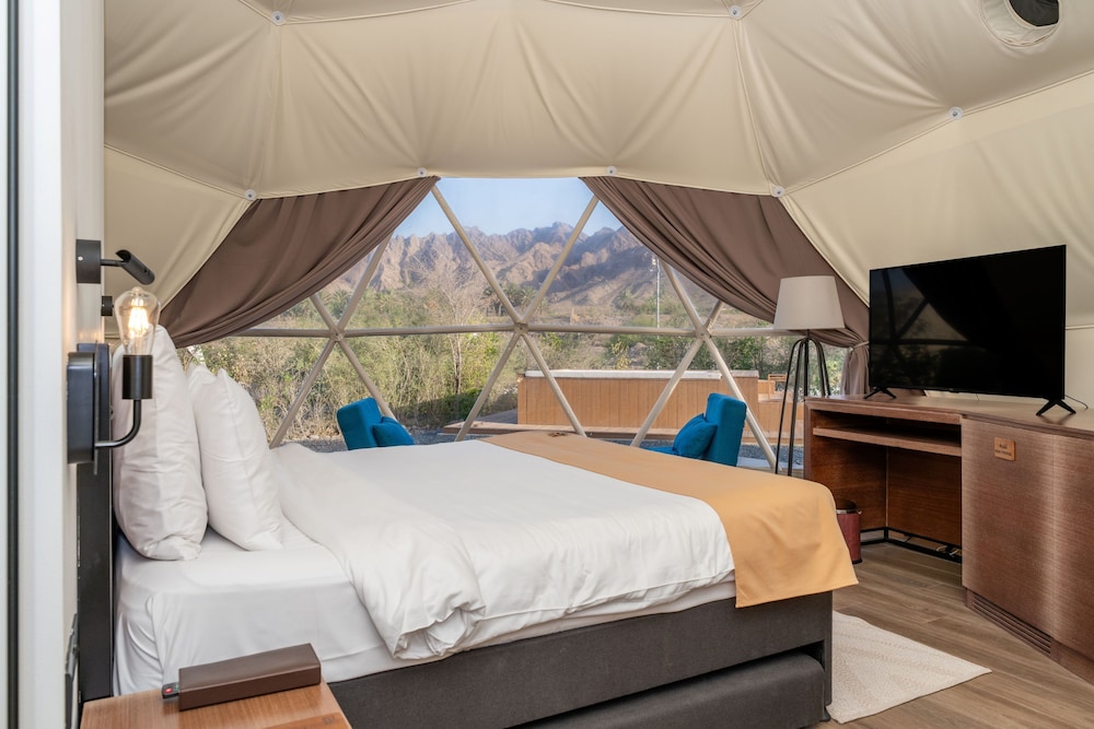 Dome, Tent, King Bed, 2 Sofa, Plunge Pool