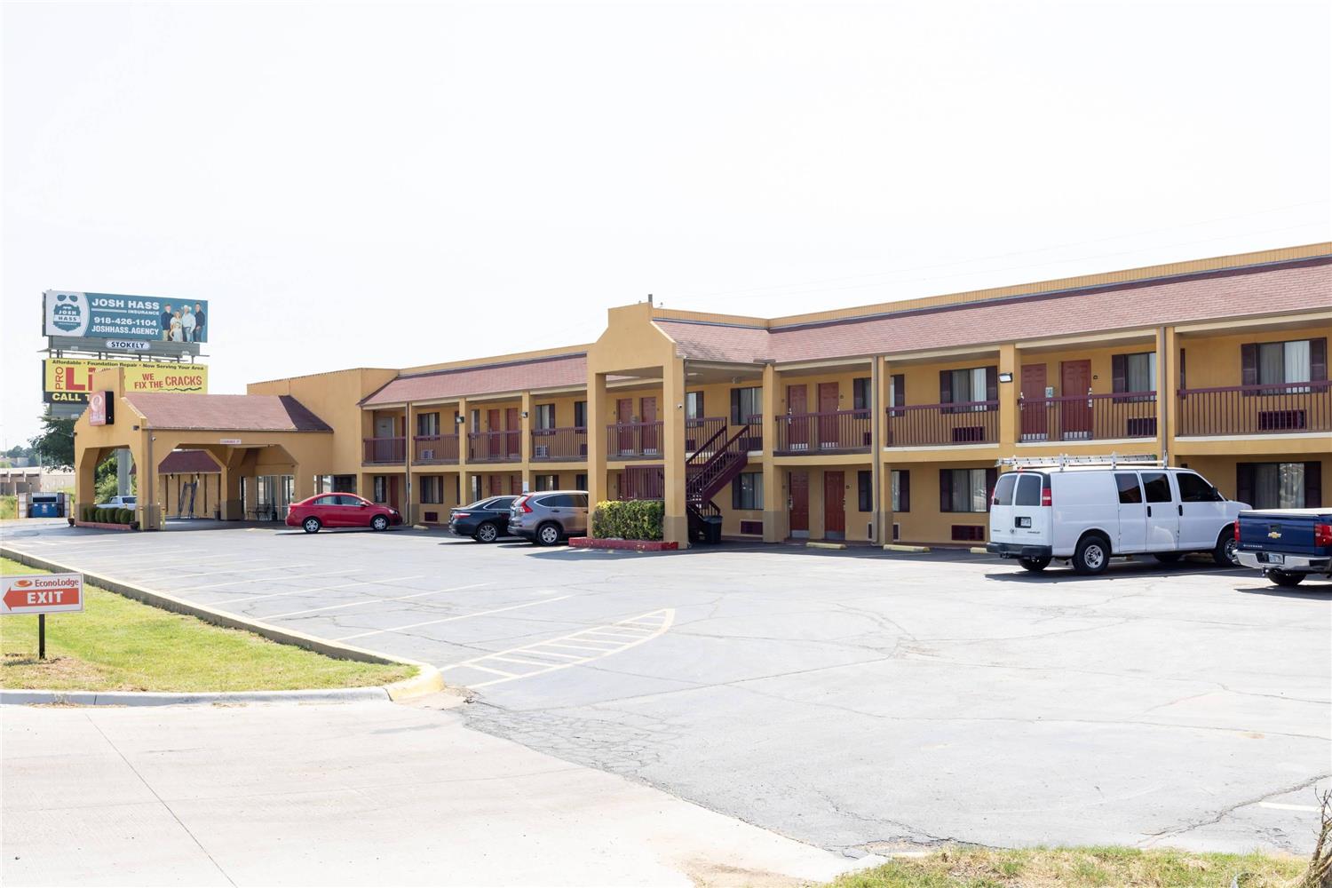 Econo Lodge McAlester 25/27