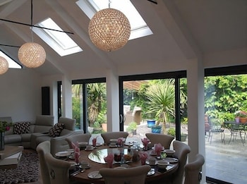 Bay Tree House B Amp B 34/48