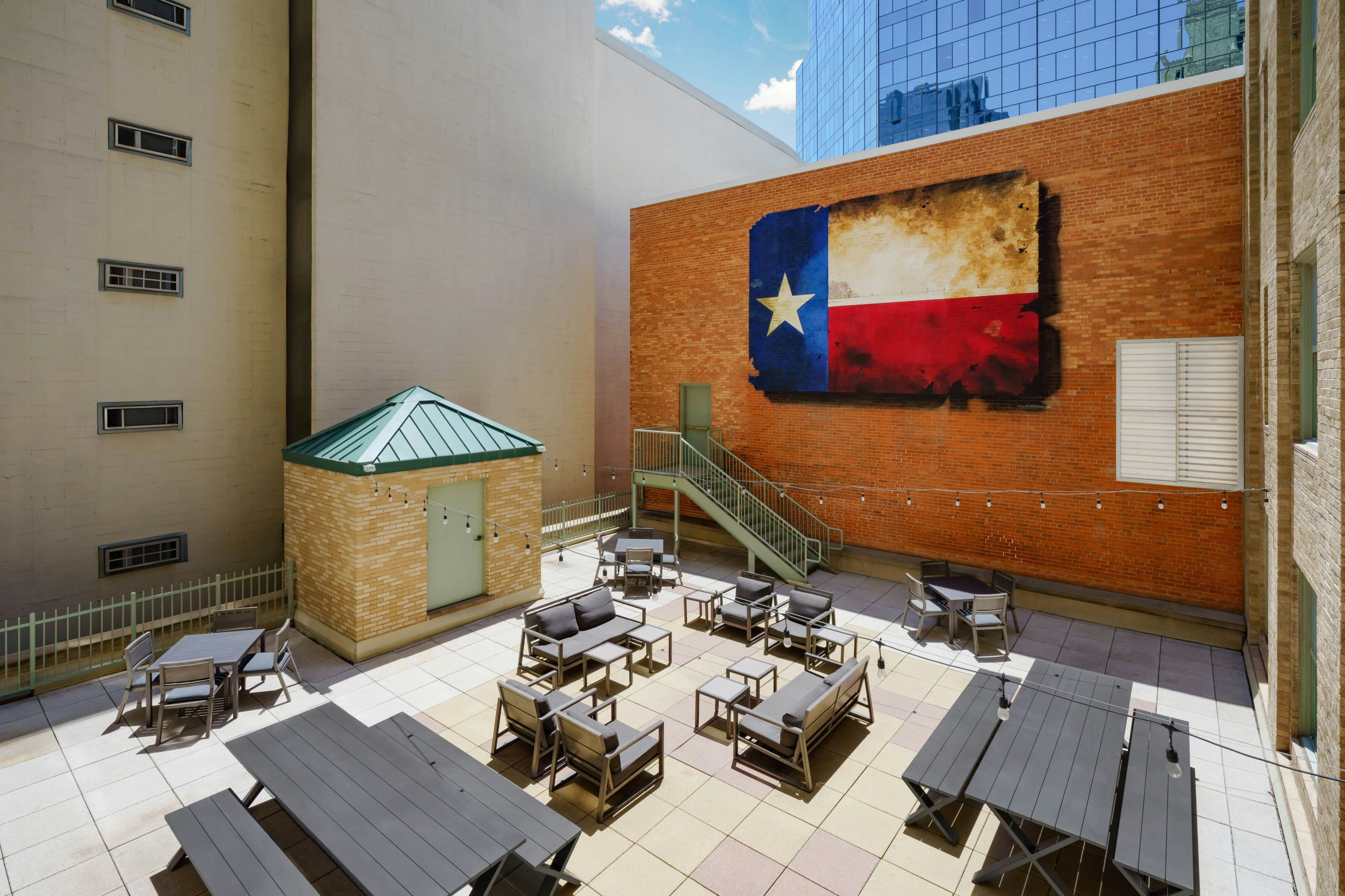 Courtyard By Marriott Fort Worth Downtown Blackstone 24/53