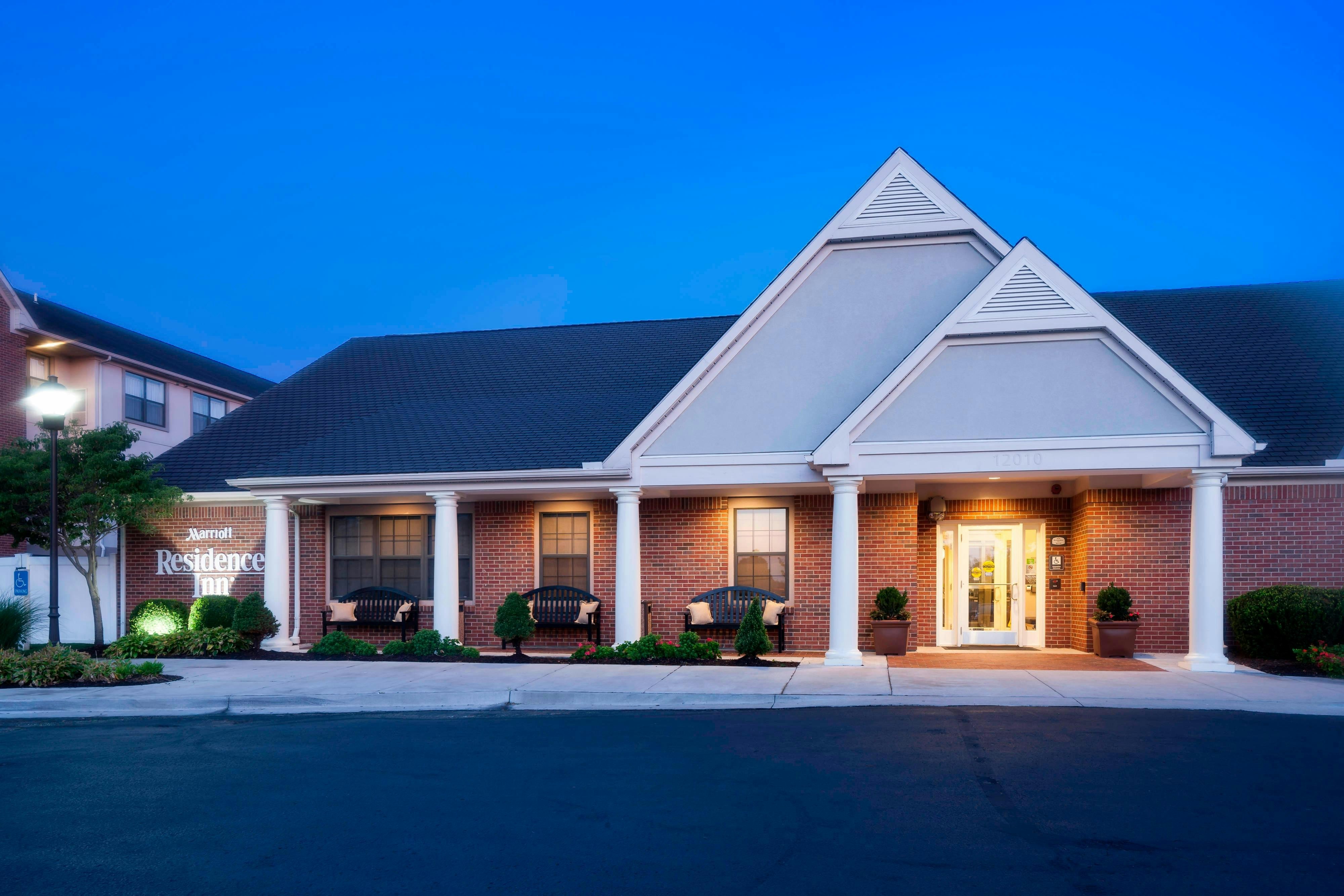 Residence Inn by Marriott Kansas City Overland Park 4/50