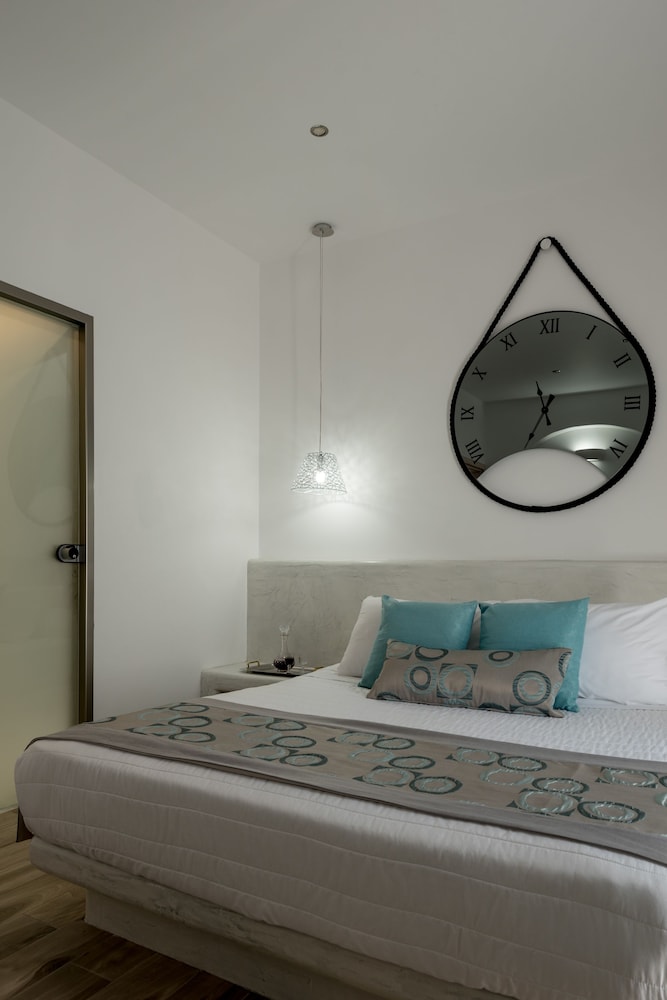 Oasis Hotel Fira 16/27