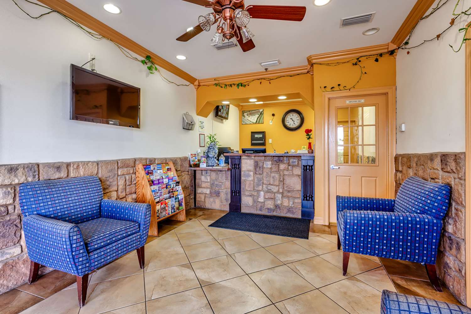 Quality Inn Brownsville, TX 22/24