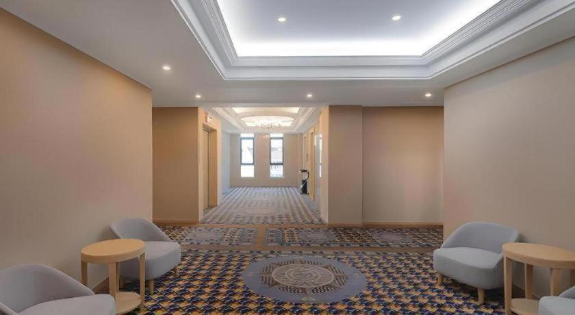 Vienna Hotel (Tongxiang Puyuan) 49/54
