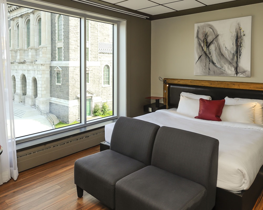 Hotel Chicoutimi 26/55