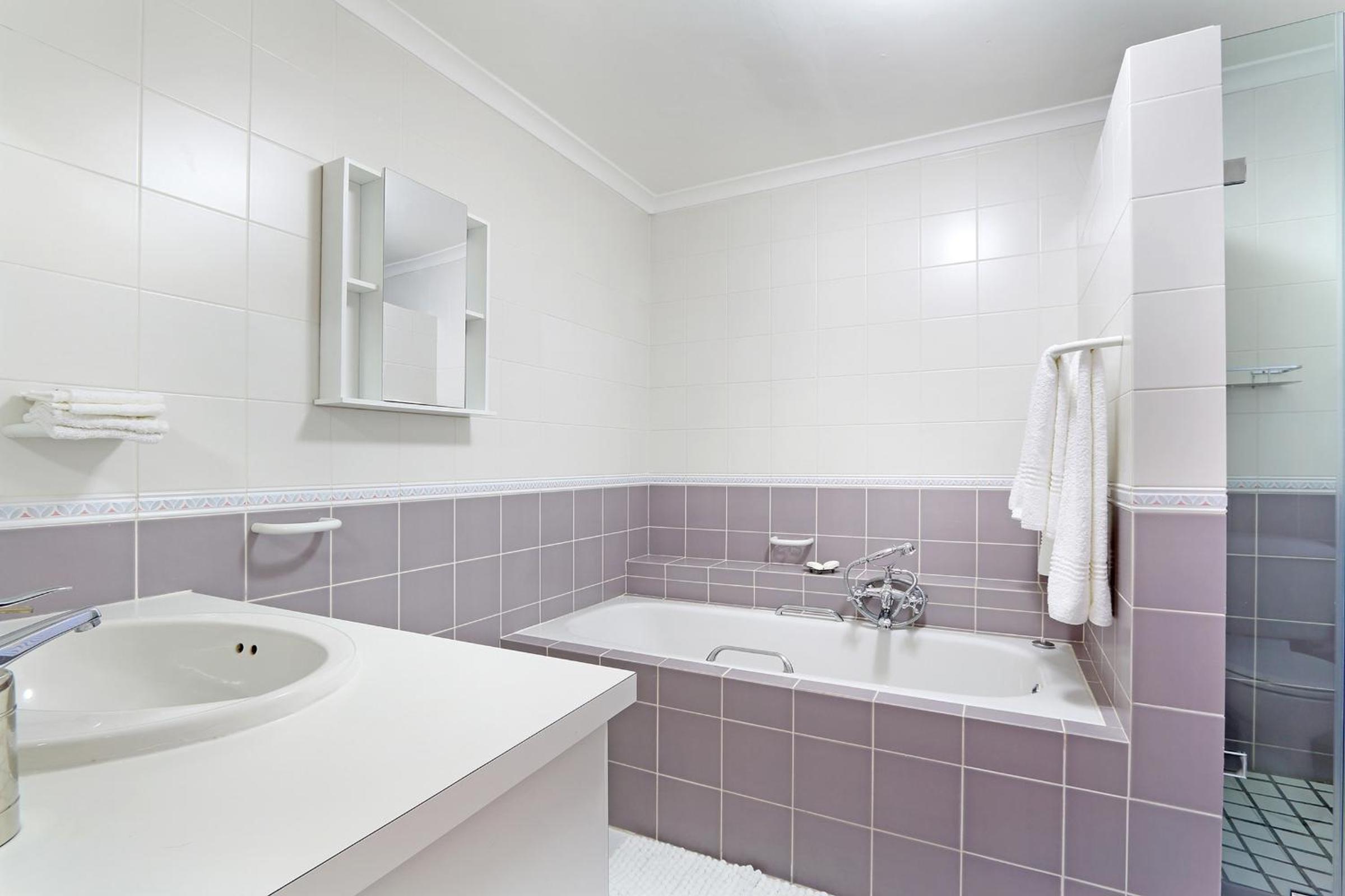 Camps Bay Beach Apartment 17/20