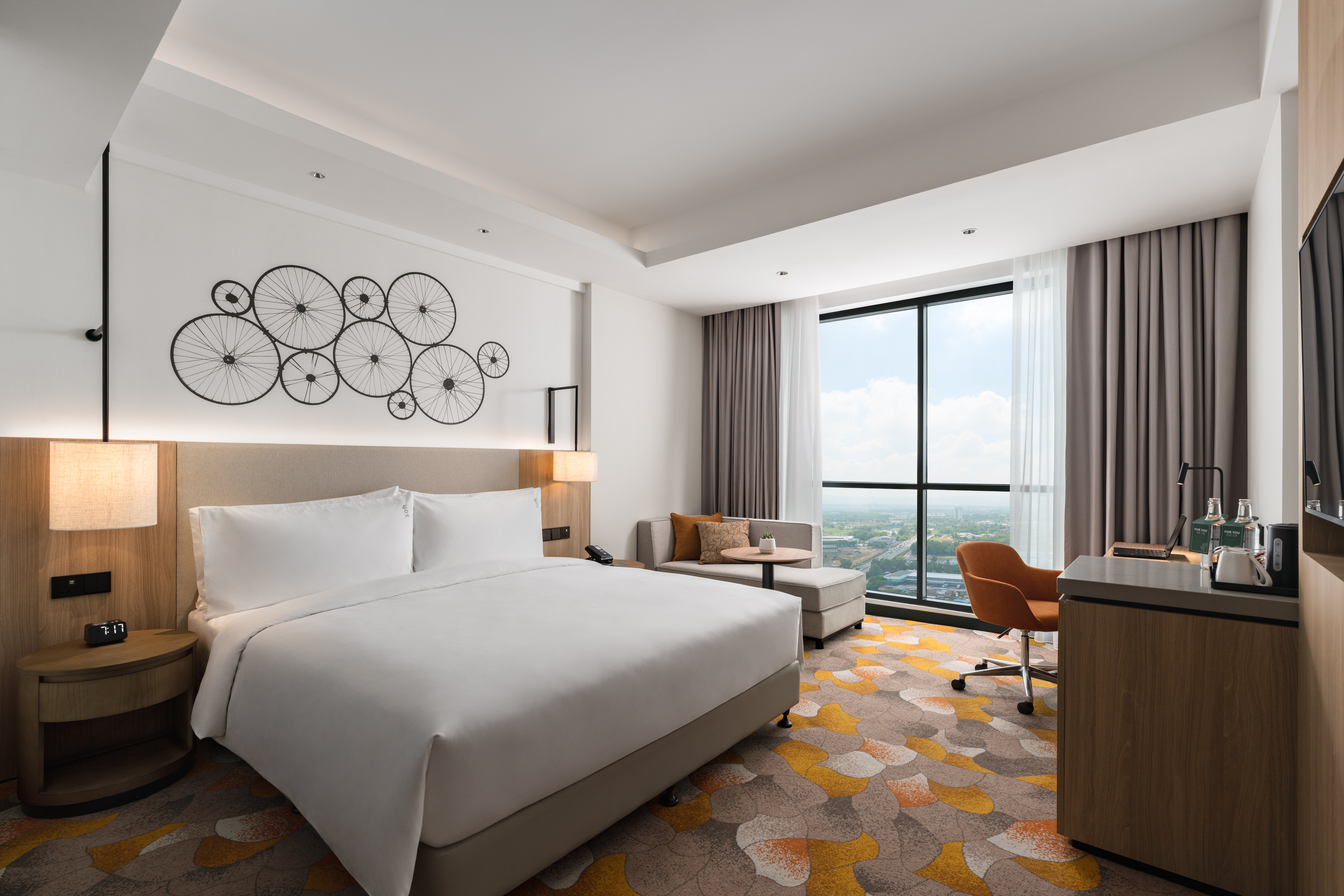 Premium, King Bed